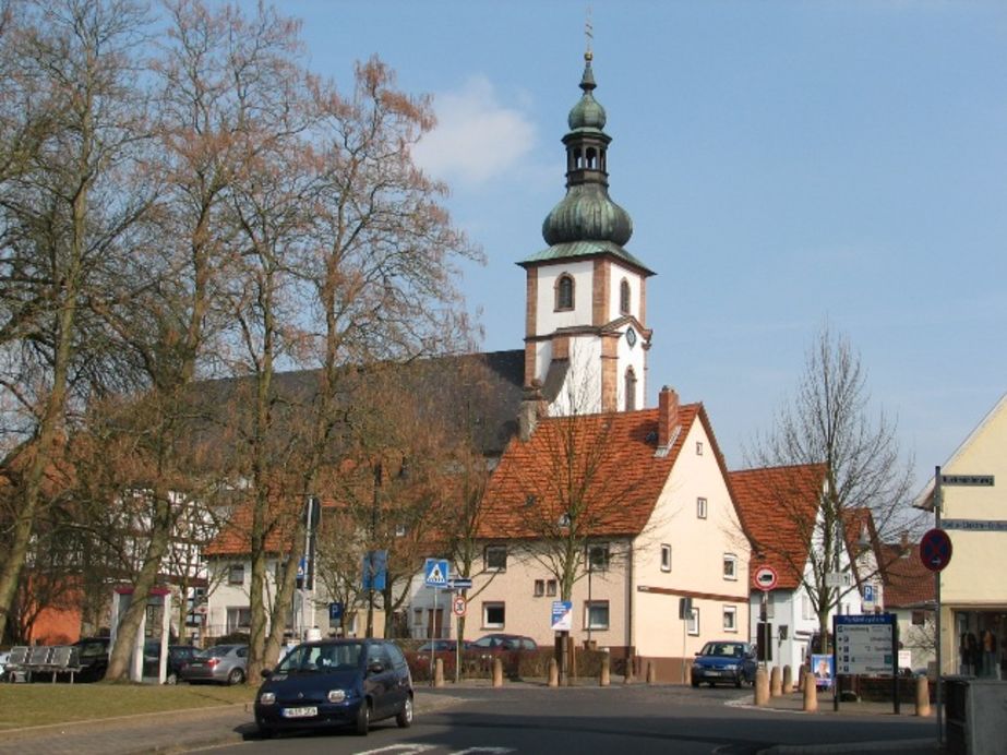 Katholische Pfarrkirche St. Peter und Paul Katholische Pfarrkirche St. Peter und Paul